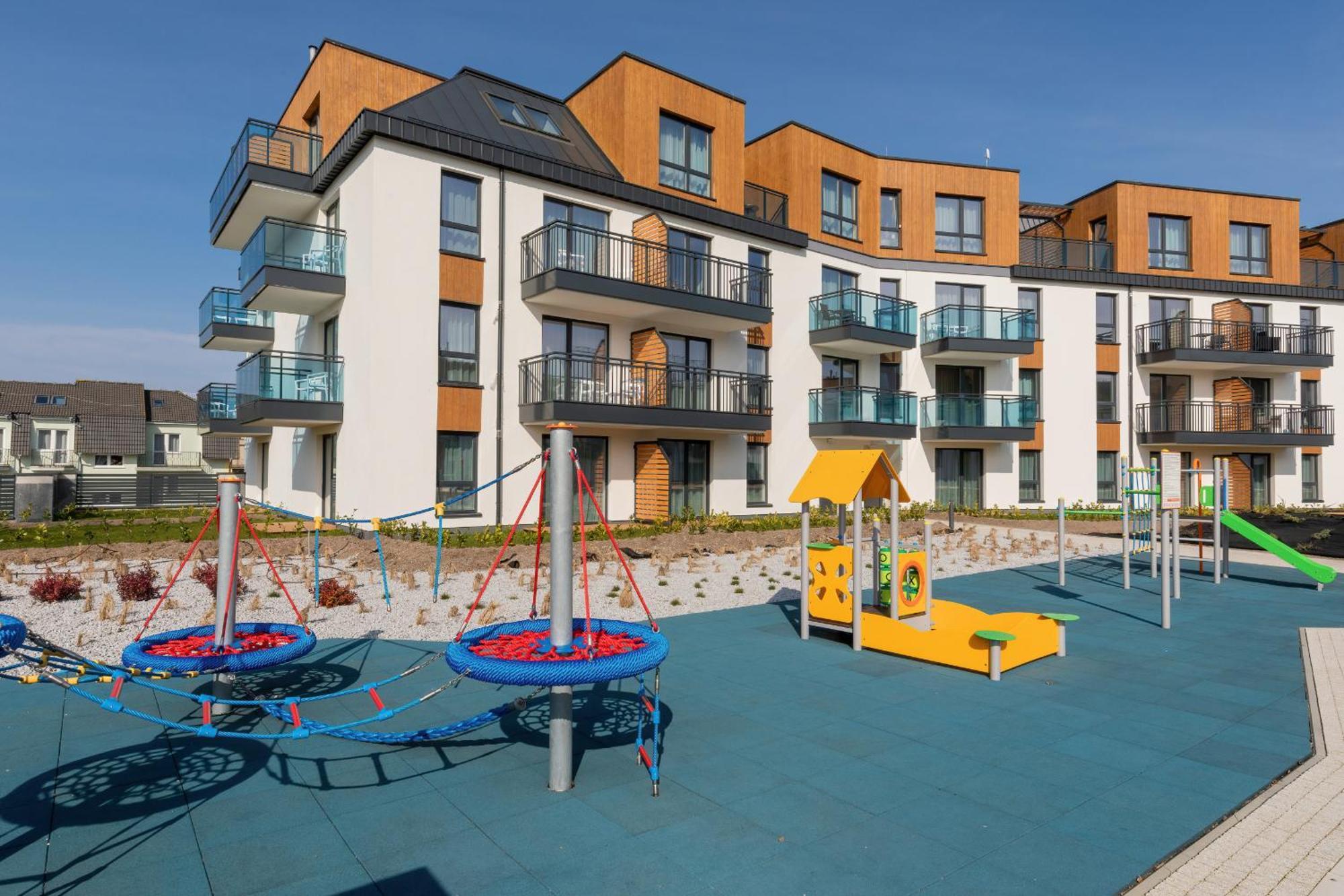 Bel Mare Lux Apartment B105 With Patio Garden By Noclegi Renters Miedzyzdroje Exterior photo