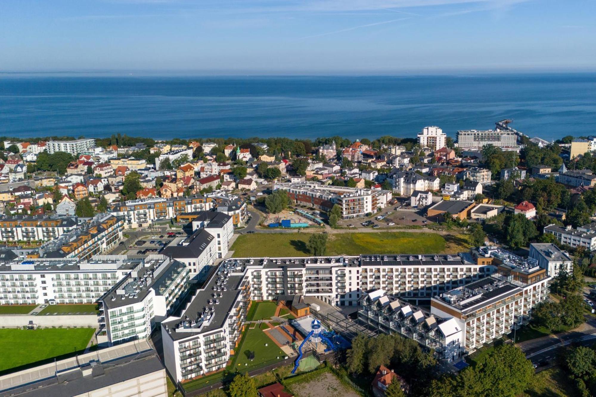 Bel Mare Lux Apartment B105 With Patio Garden By Noclegi Renters Miedzyzdroje Exterior photo